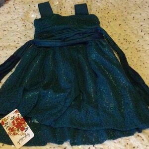 Persnickety size 6 dress